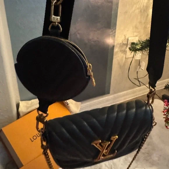 Louis Vuitton Black Quilted Crossbody Bag with Gold Accents - Picture 2 of 6